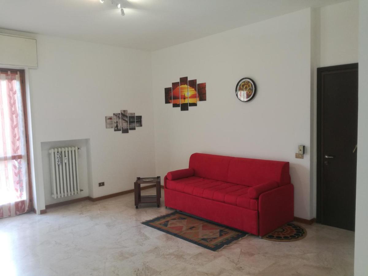 La Sistemazione Brillantino Silver Lägenhet Rozzano Exteriör bild